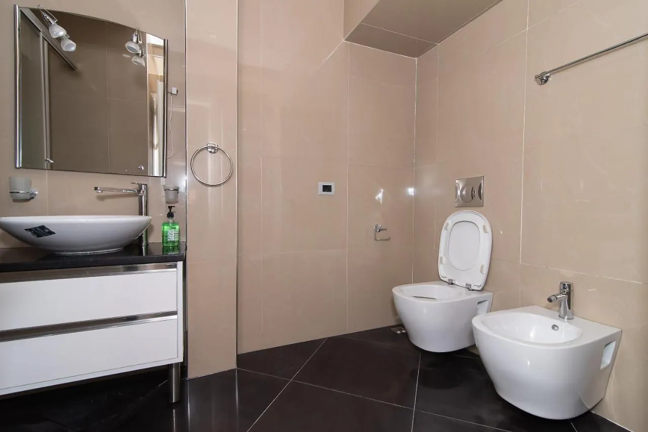 Tirana Central Exclusive Apartment